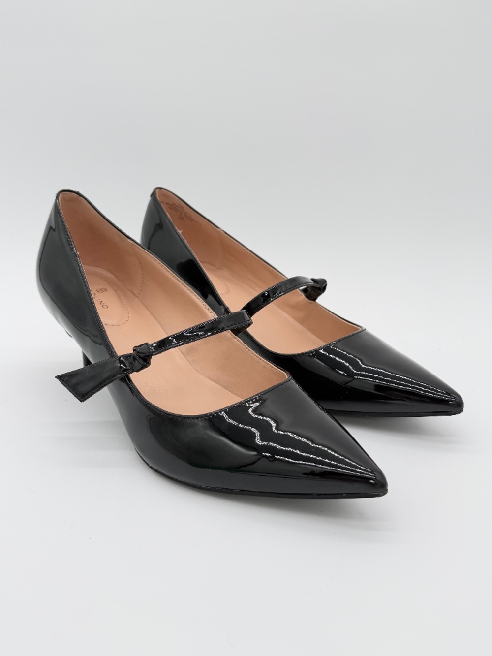 Bandolino Medley Mary Jane Pumps Black Patent Kitten Heel Pointed Toe Size 10